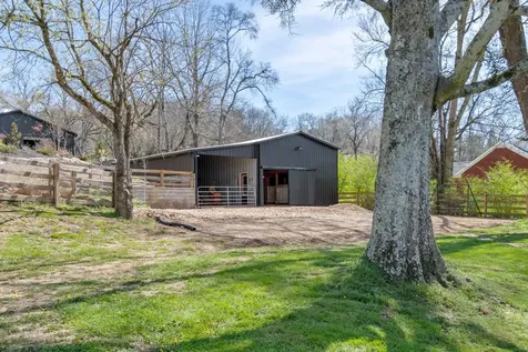 2896 Fly Road Santa Fe TN 38482