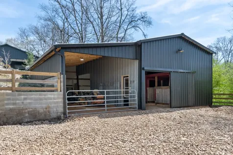 2896 Fly Road Santa Fe TN 38482