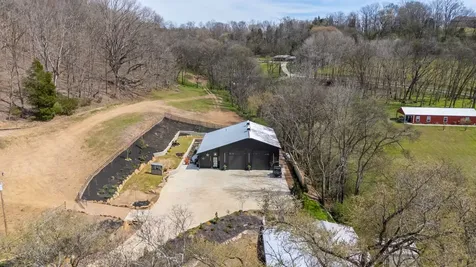 2896 Fly Road Santa Fe TN 38482