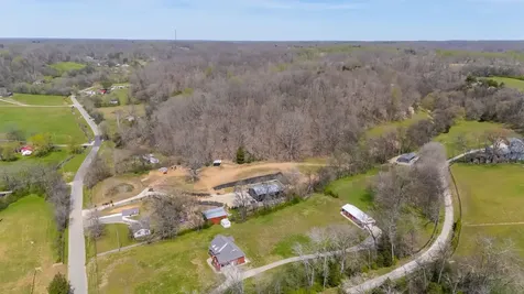 2896 Fly Road Santa Fe TN 38482