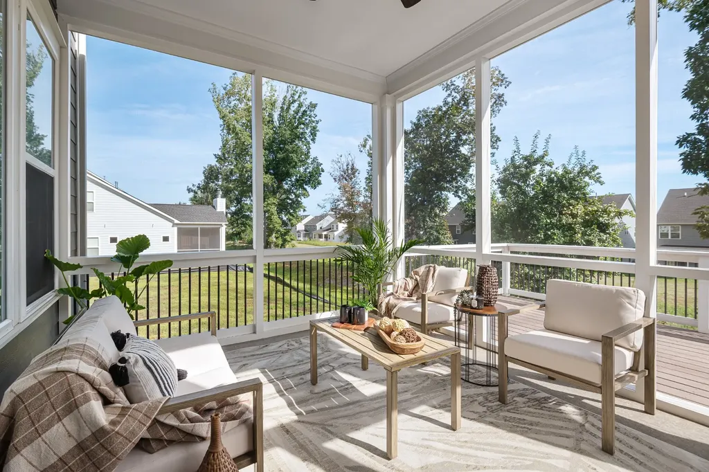 6449 Desmond Avenue Murfreesboro TN 37128