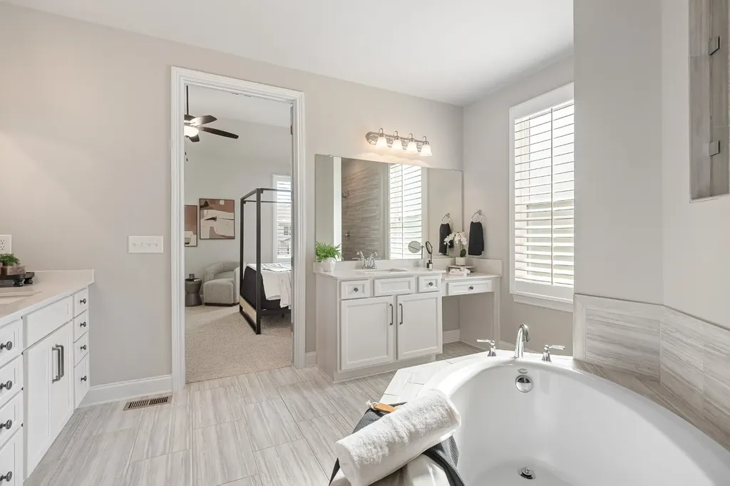 6449 Desmond Avenue Murfreesboro TN 37128