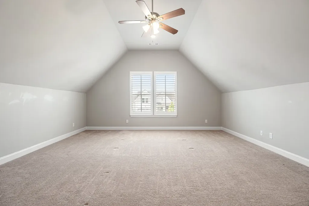 6449 Desmond Avenue Murfreesboro TN 37128