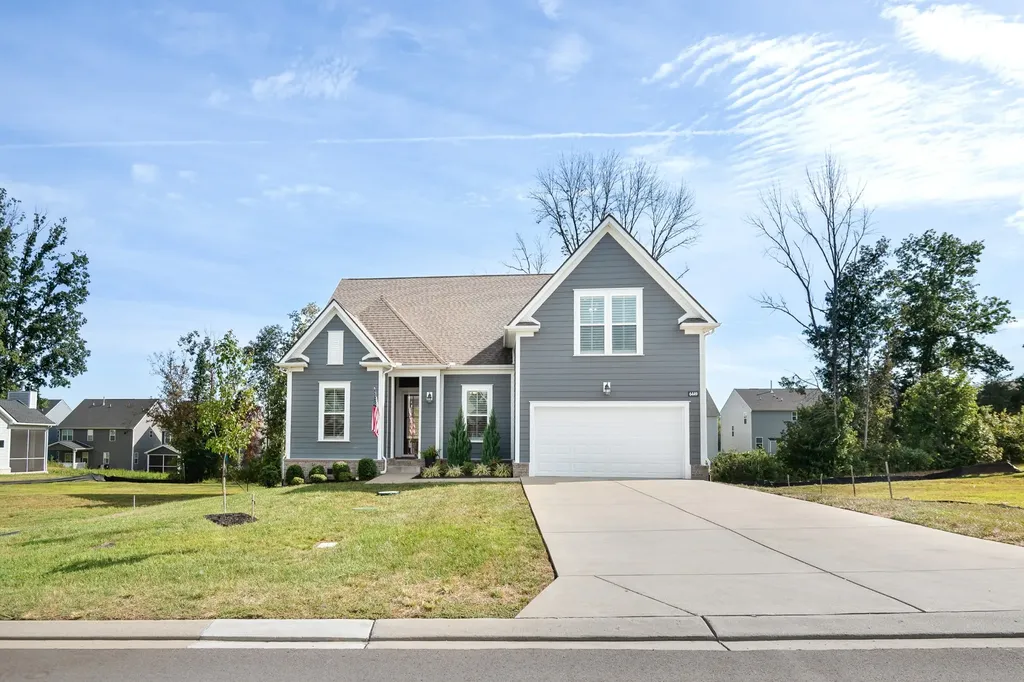 6449 Desmond Avenue Murfreesboro TN 37128
