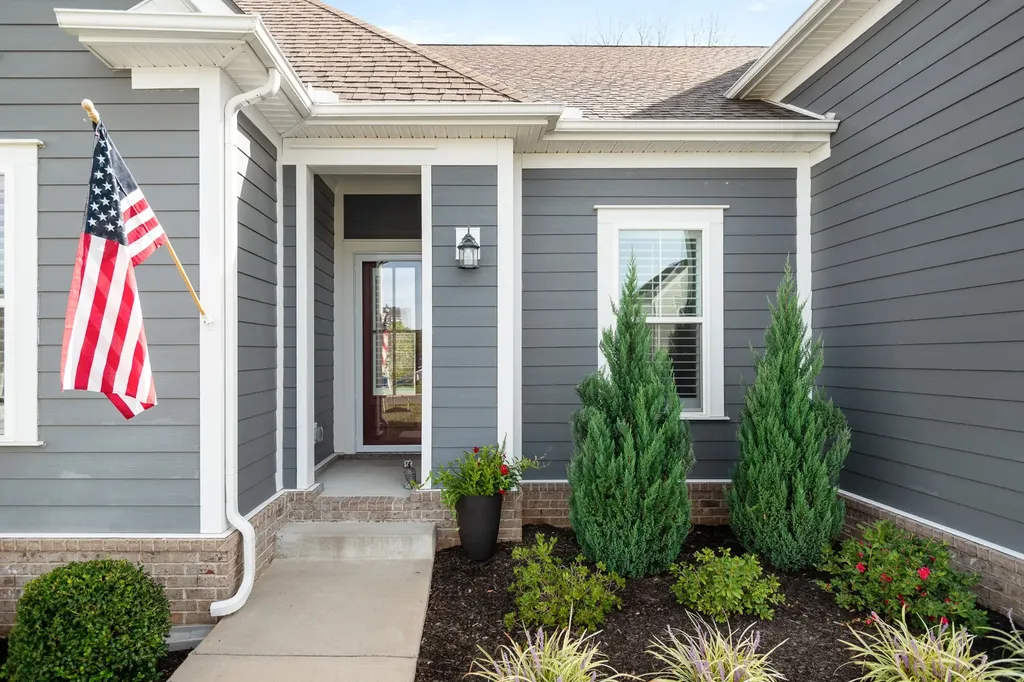 6449 Desmond Avenue Murfreesboro TN 37128