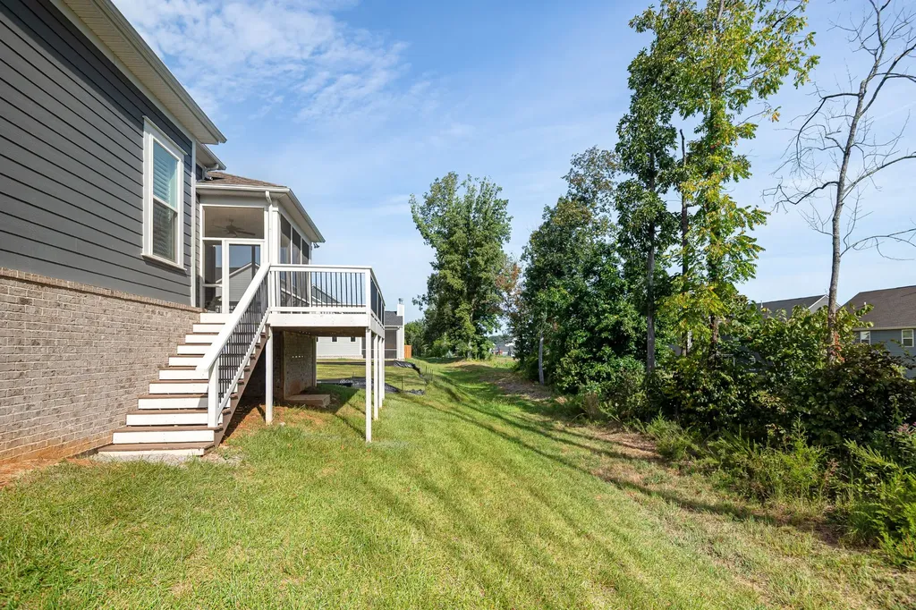 6449 Desmond Avenue Murfreesboro TN 37128