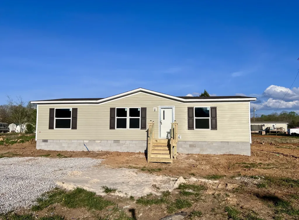 91 S C Street Hillsboro TN 37342