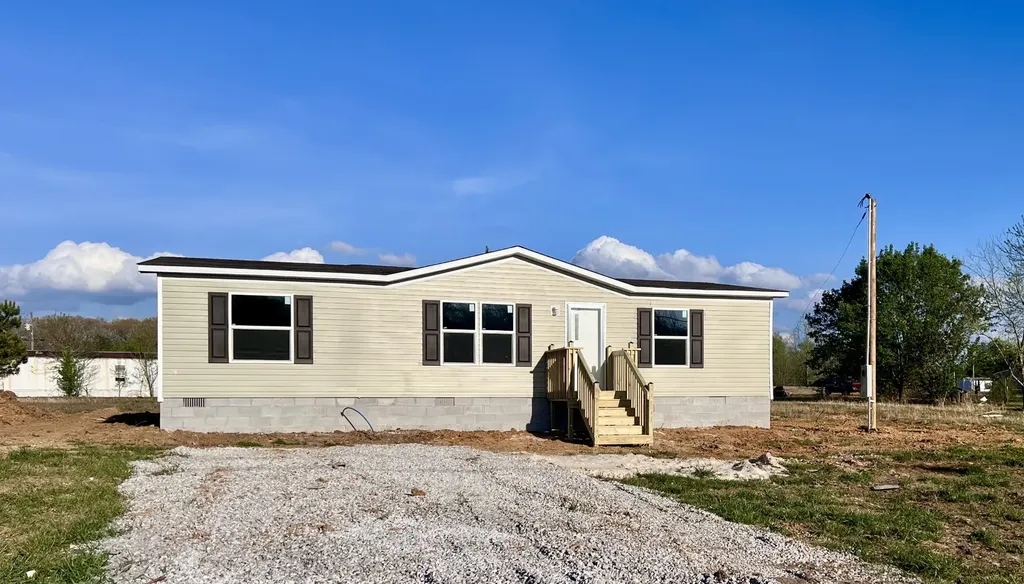 91 S C Street Hillsboro TN 37342