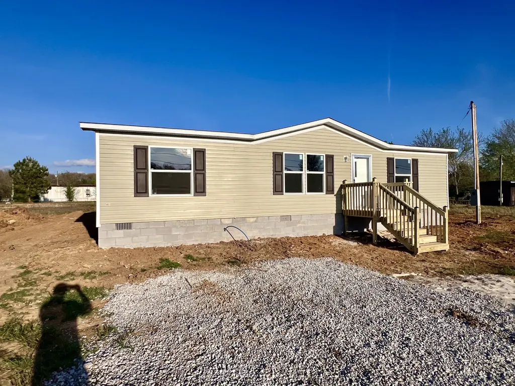 91 S C Street Hillsboro TN 37342