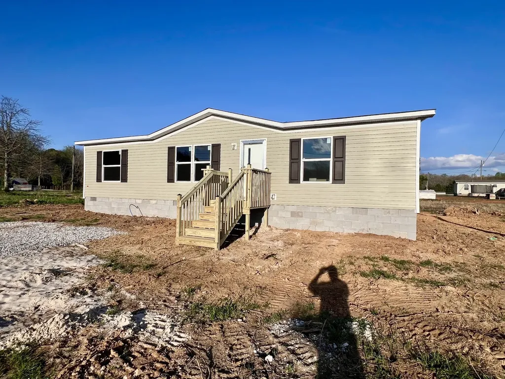 91 S C Street Hillsboro TN 37342