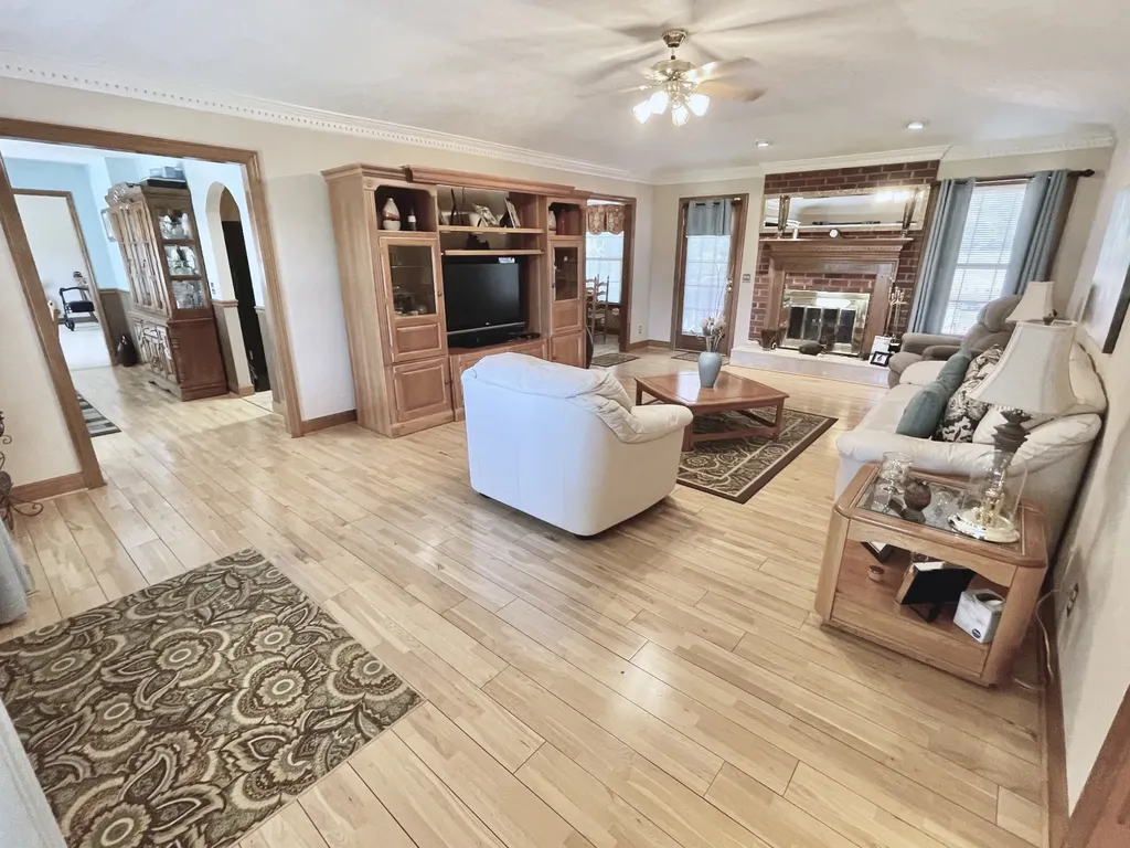 6914 Burkitt Road Antioch TN 37013