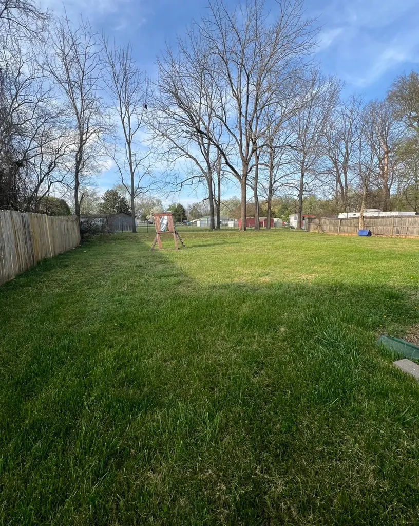 1437 Addison Drive Clarksville TN 37042