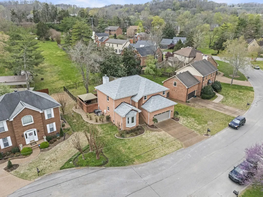 7108 River Park Court Nashville TN 37221