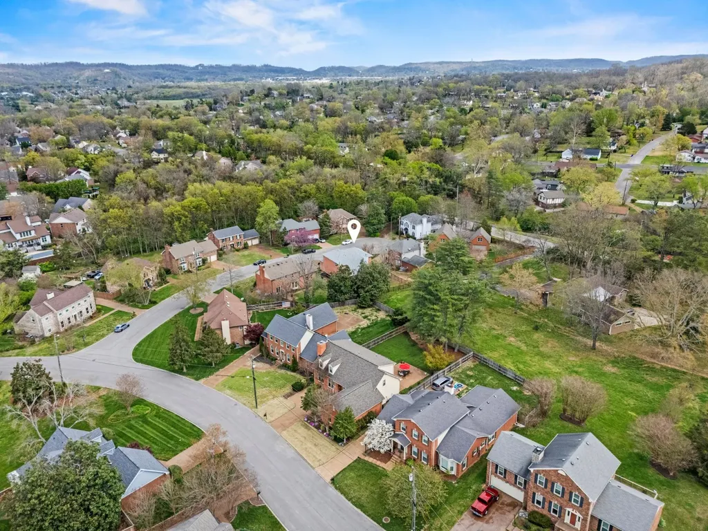 7108 River Park Court Nashville TN 37221