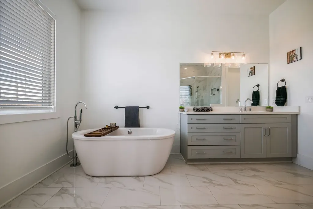1029 Cheatham Place Nashville TN 37208