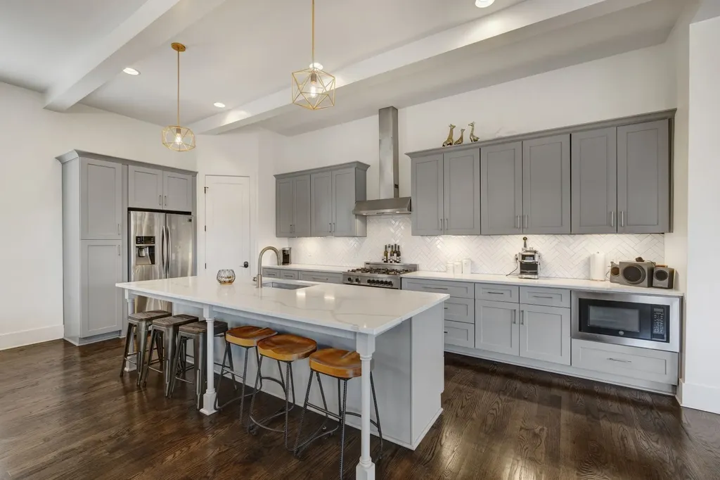 1029 Cheatham Place Nashville TN 37208