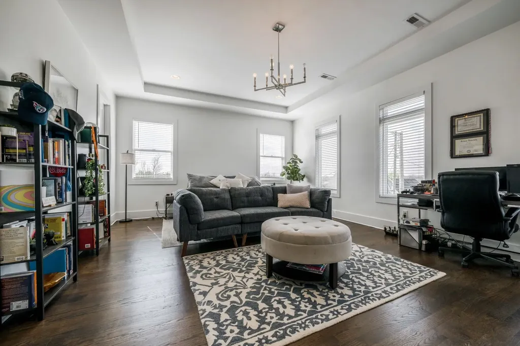 1029 Cheatham Place Nashville TN 37208