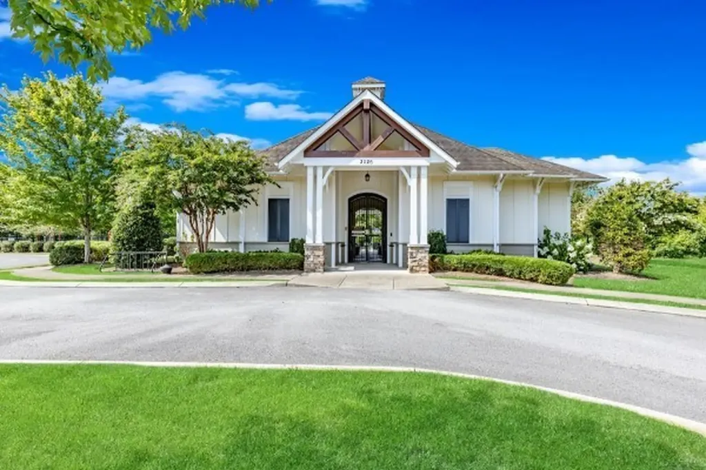 2824 Sterlingshire Drive Murfreesboro TN 37128