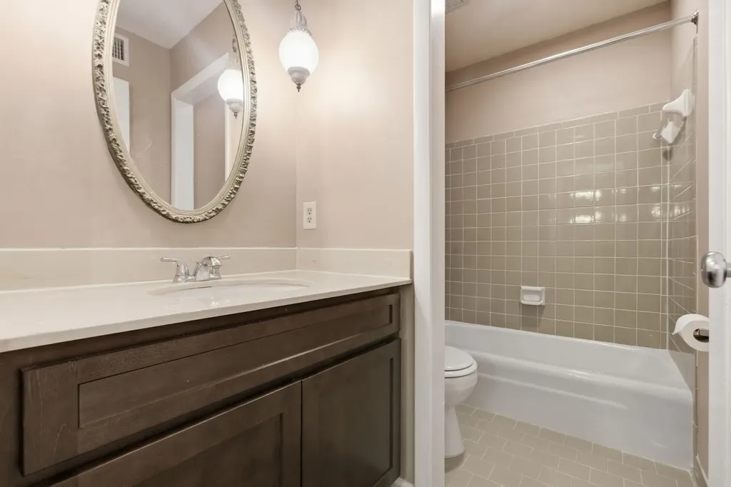 2116 Hobbs Road Nashville TN 37215