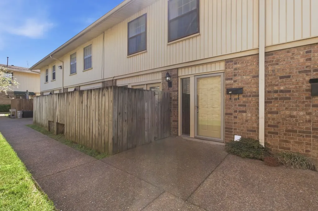 2116 Hobbs Road Nashville TN 37215