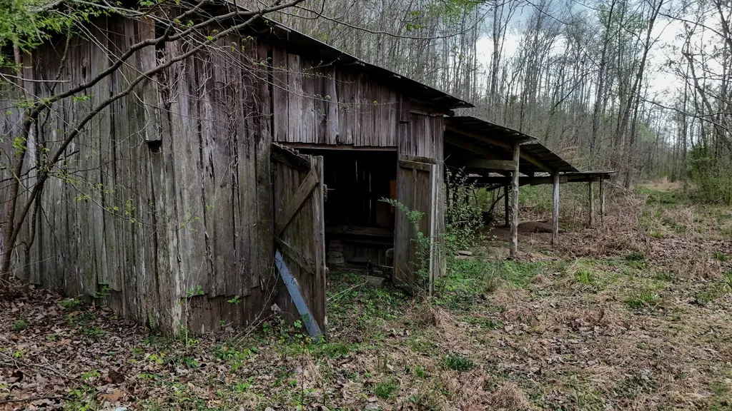 1755 Williams Road Centerville TN 37033