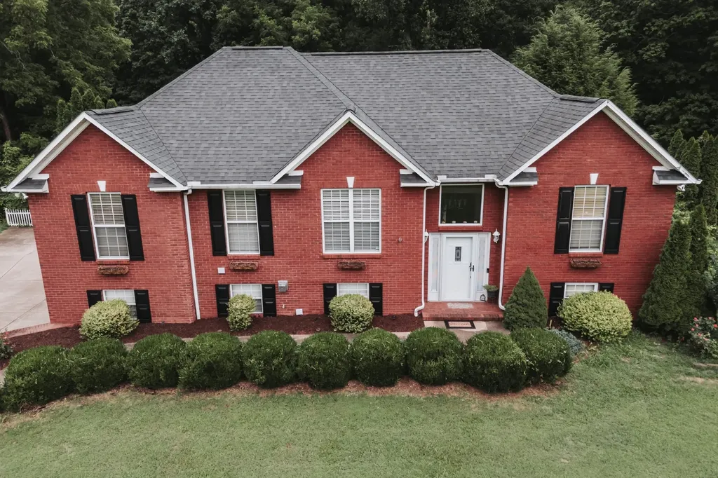 940 Everyman Court Columbia TN 38401