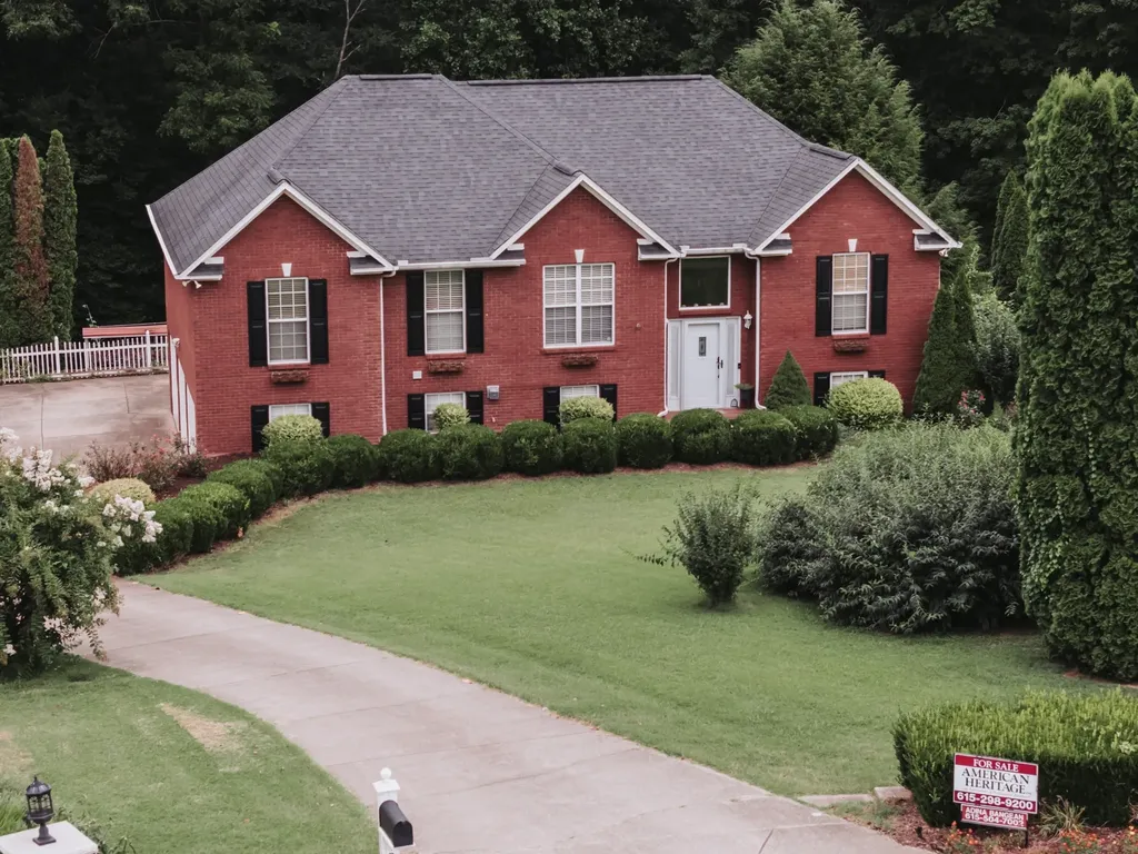 940 Everyman Court Columbia TN 38401
