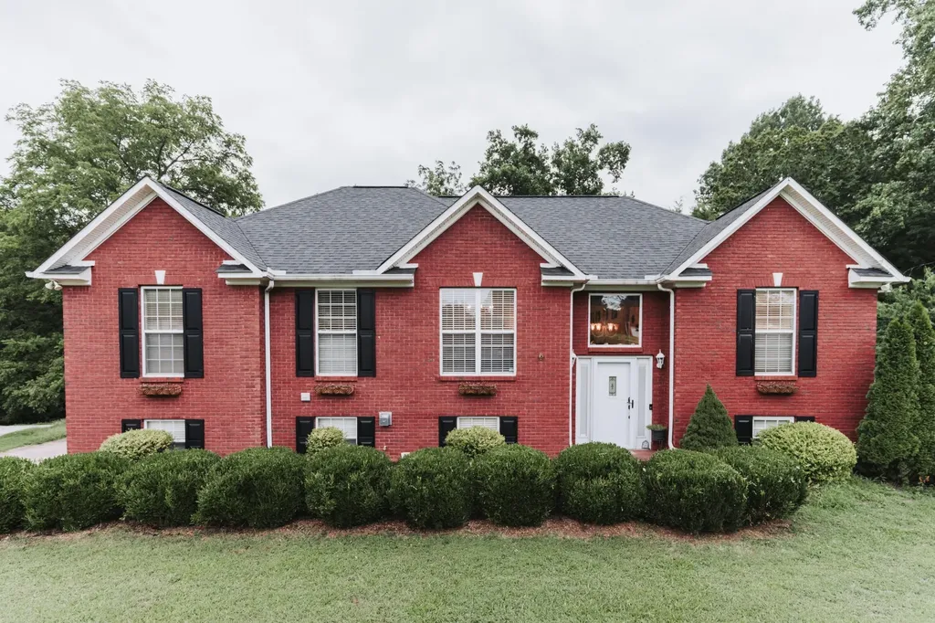 940 Everyman Court Columbia TN 38401