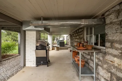 313 W 6th Street Columbia TN 38401
