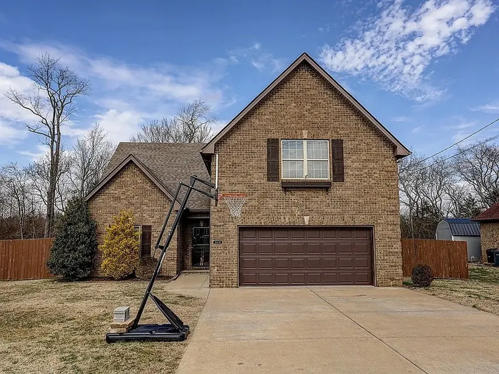 8009 Dave Way Smyrna TN 37167