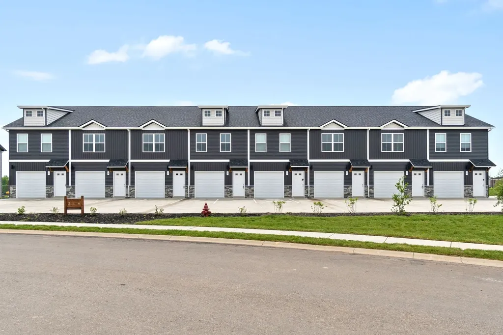 216 Drayton Drive Clarksville TN 37042