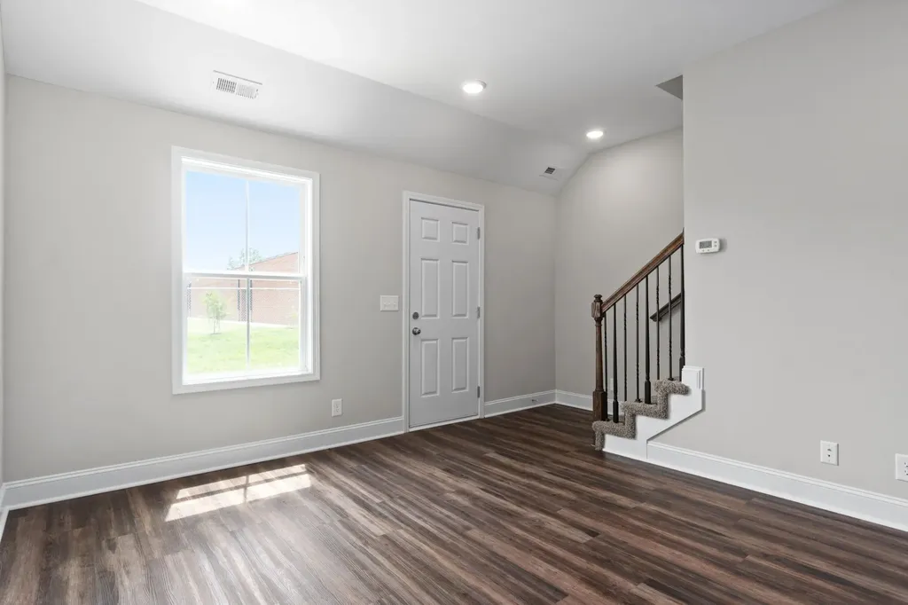 216 Drayton Drive Clarksville TN 37042