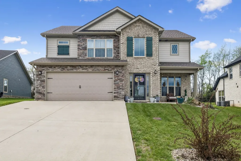 369 Frontier Drive Clarksville TN 37043
