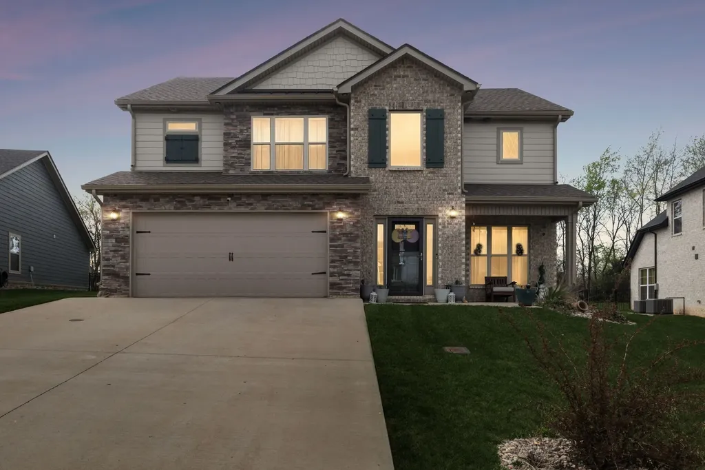369 Frontier Drive Clarksville TN 37043