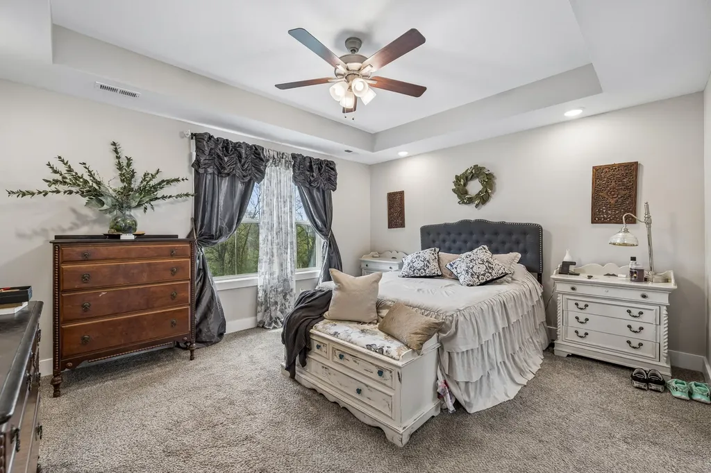 369 Frontier Drive Clarksville TN 37043