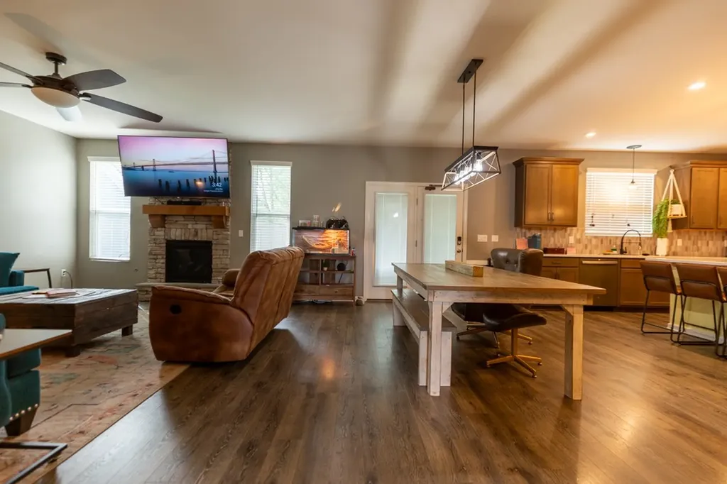 3647 Waterlilly Way Murfreesboro TN 37129