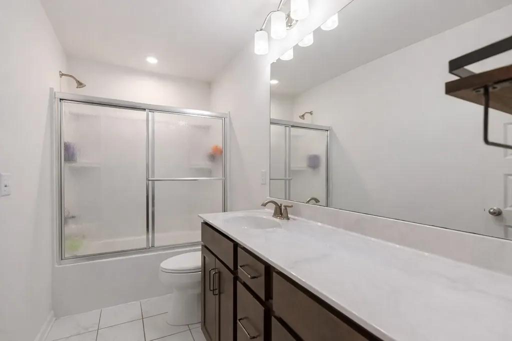 3647 Waterlilly Way Murfreesboro TN 37129