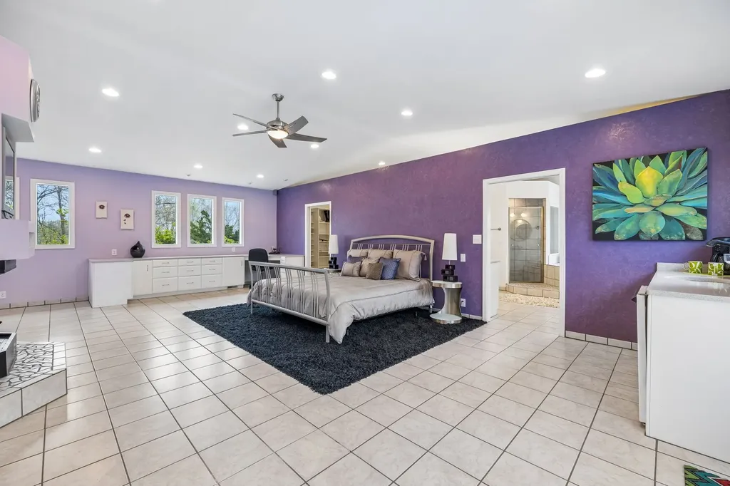 558 Chesterfield Drive Clarksville TN 37043