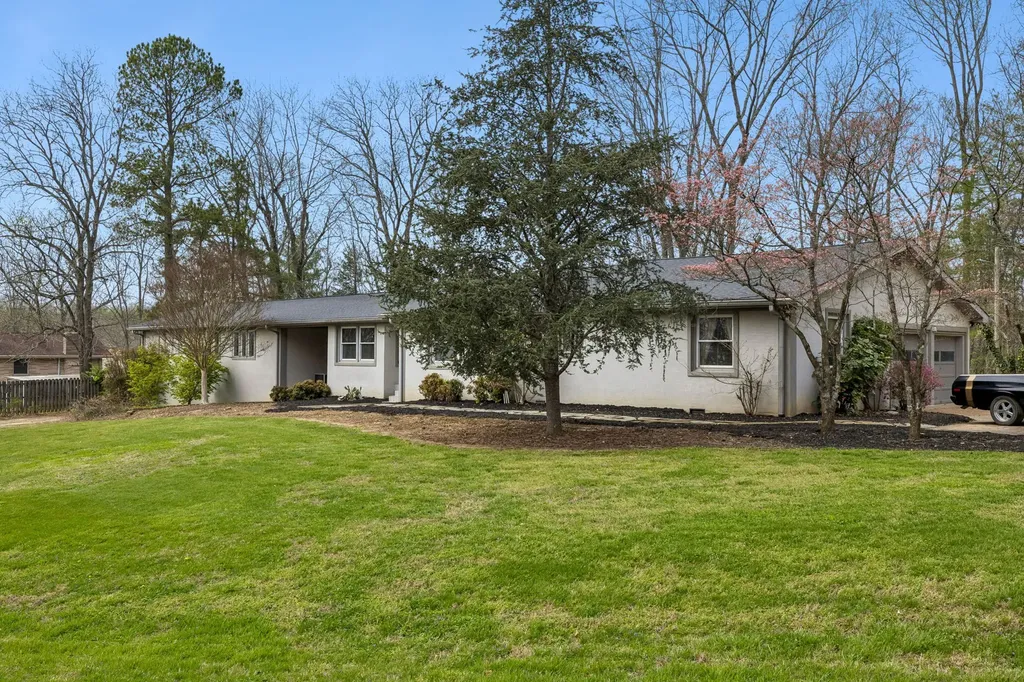 558 Chesterfield Drive Clarksville TN 37043