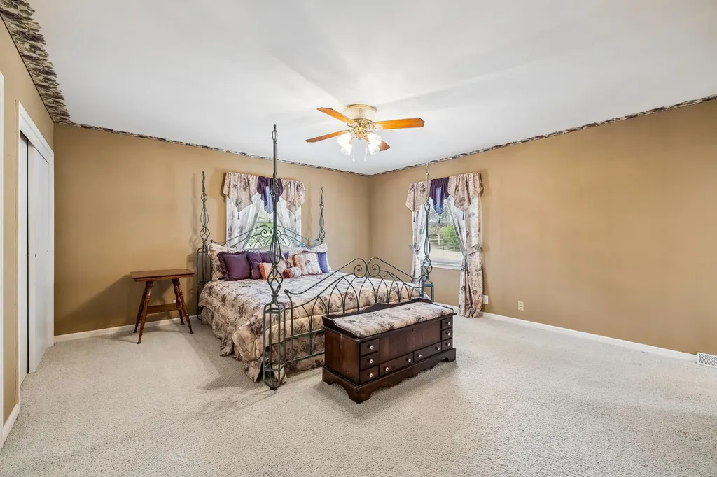 558 Chesterfield Drive Clarksville TN 37043