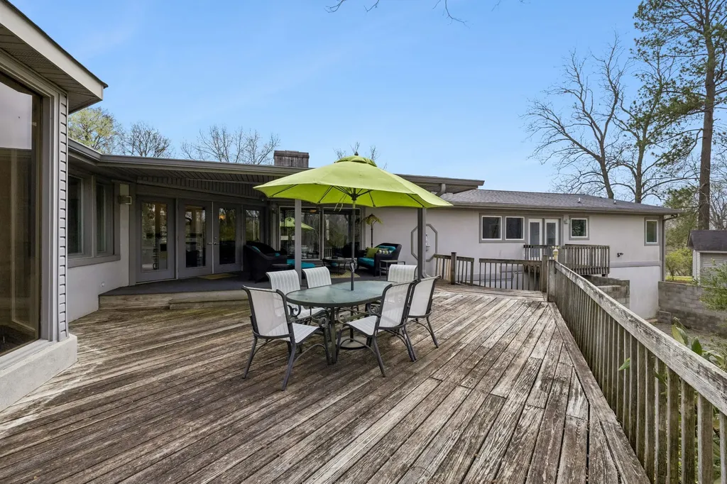 558 Chesterfield Drive Clarksville TN 37043
