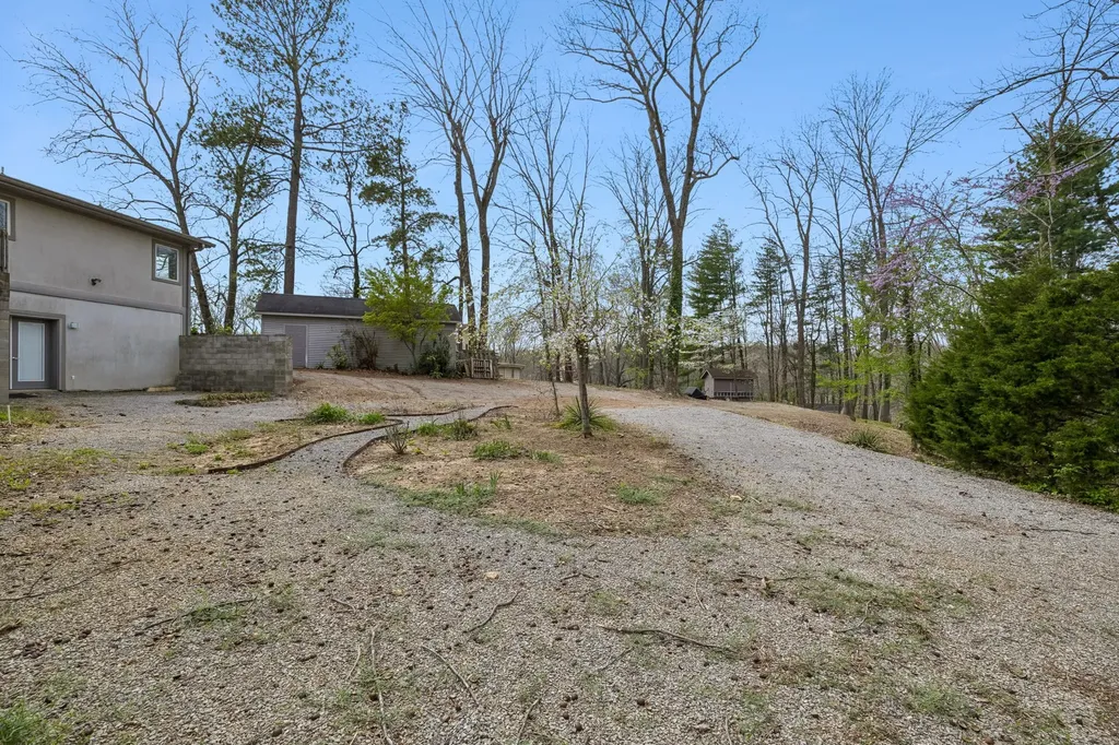 558 Chesterfield Drive Clarksville TN 37043