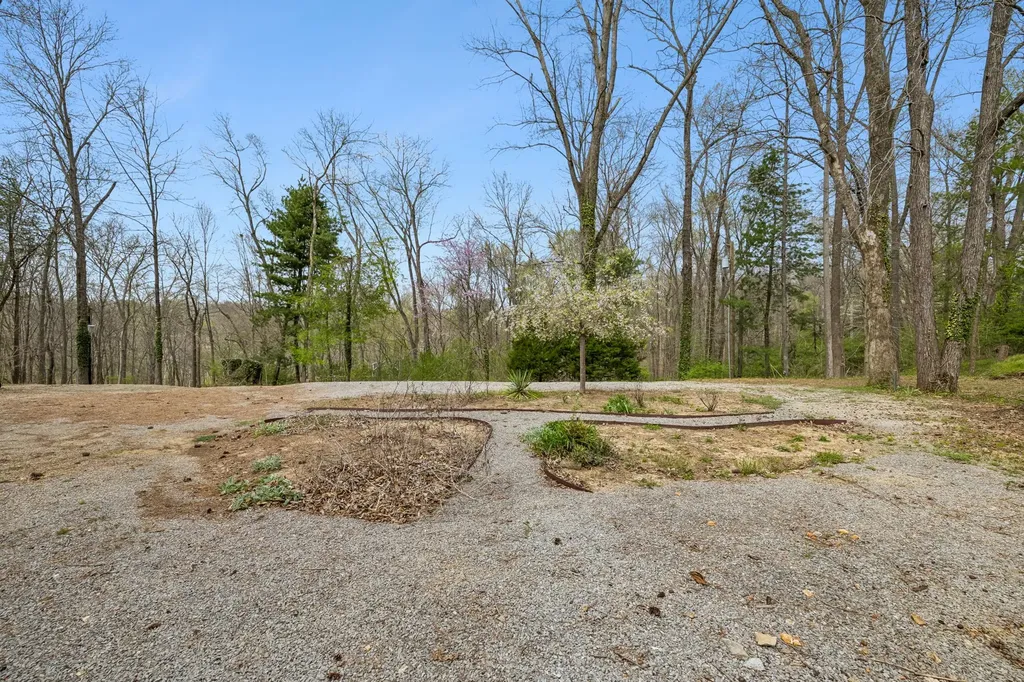 558 Chesterfield Drive Clarksville TN 37043