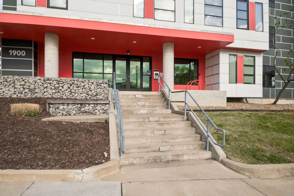 1900 12th Ave, S Nashville TN 37203