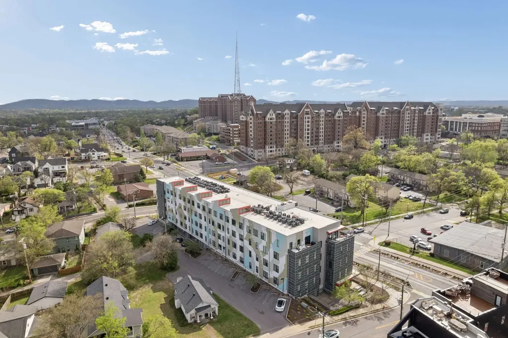 1900 12th Ave, S Nashville TN 37203