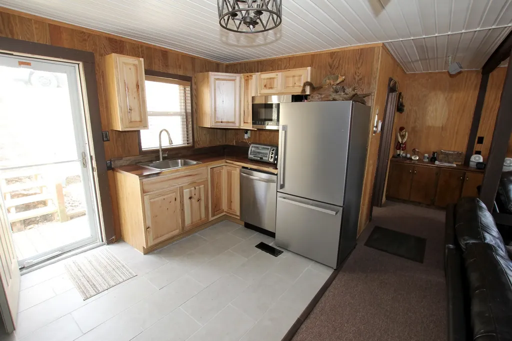 1050 Holiday Haven Drive Smithville TN 37166