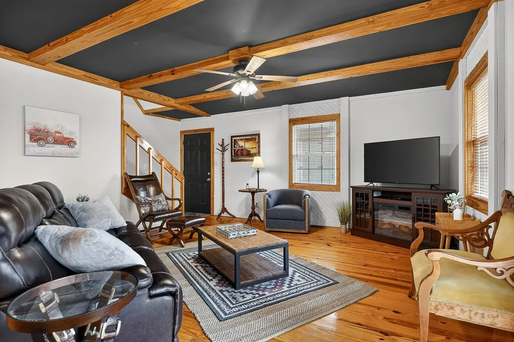 446 Oak Drive Smithville TN 37166