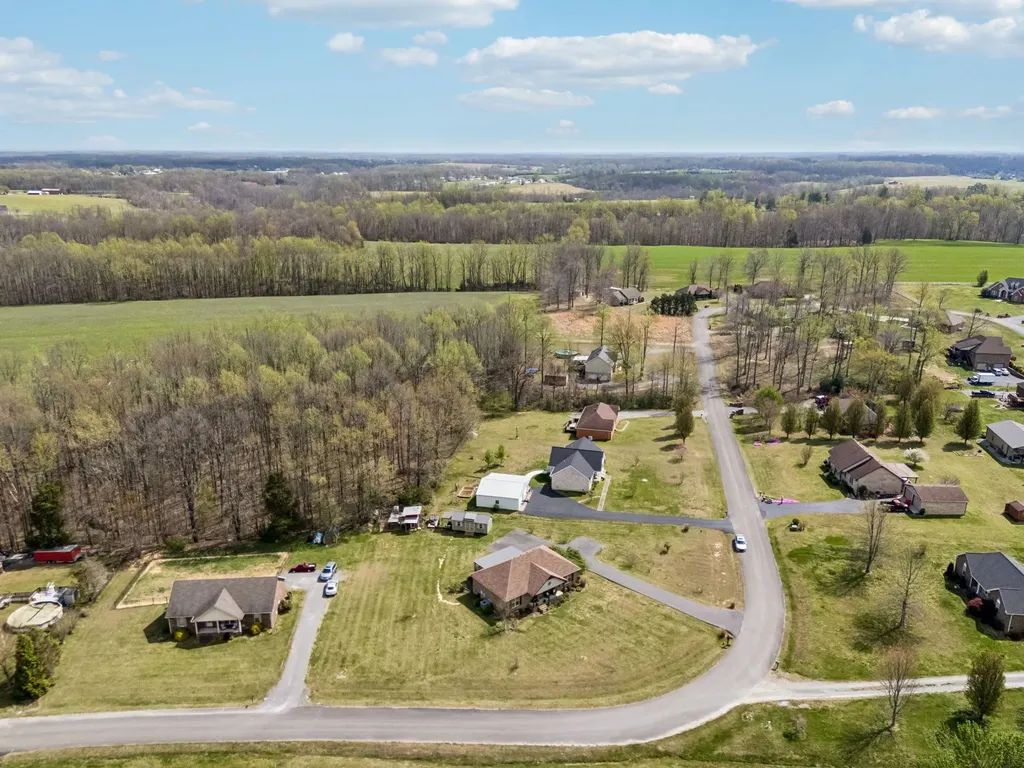 458 Kyson Circle Lafayette TN 37083