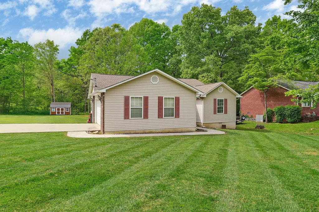 716 Mockingbird Drive Crossville TN 38555