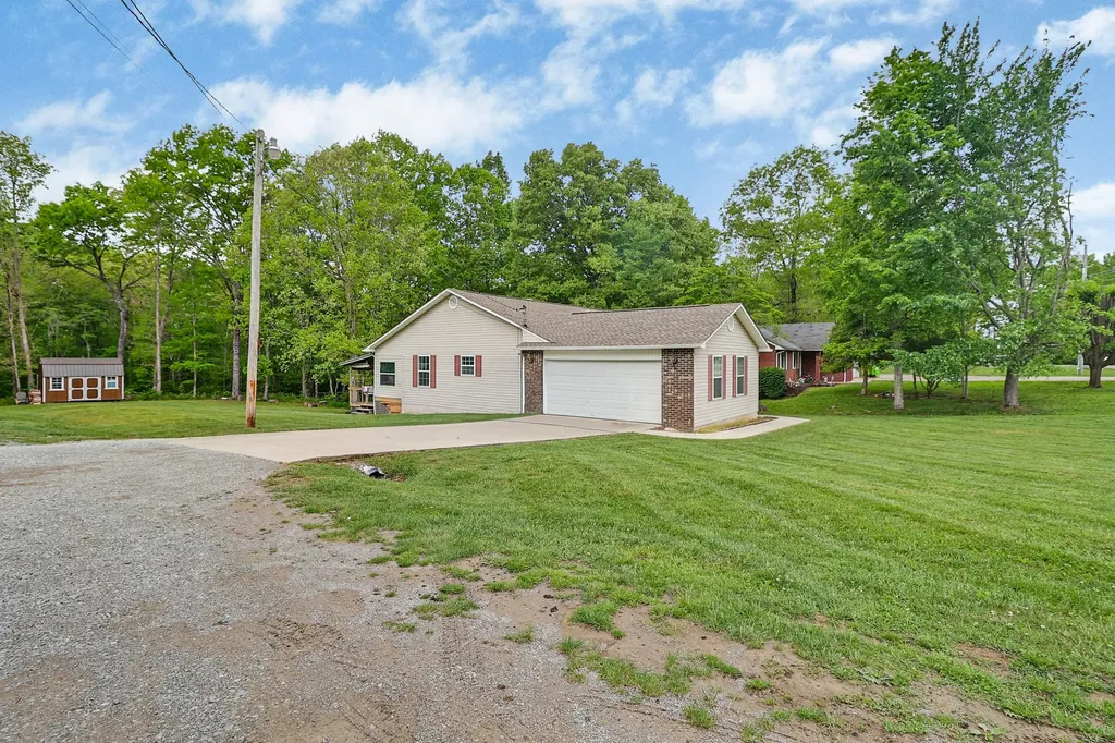 716 Mockingbird Drive Crossville TN 38555